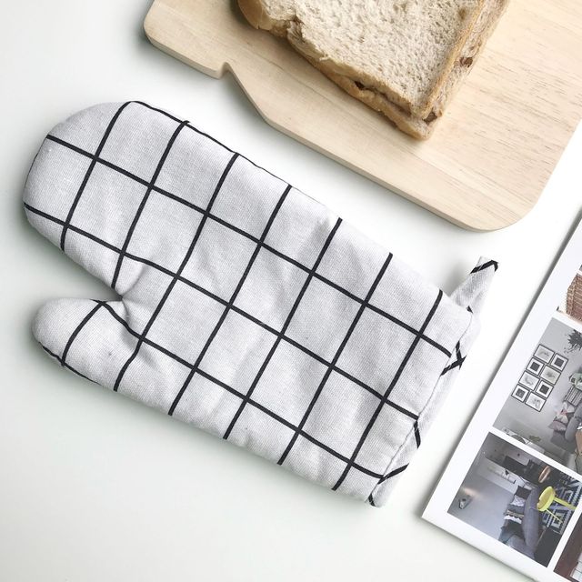 HeatSafe Kitchen Gloves